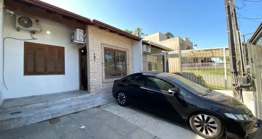 Casa com 3 quartos à venda na Avenida Nossa Senhora de Guadalupe, 121, Hípica, Porto Alegre
