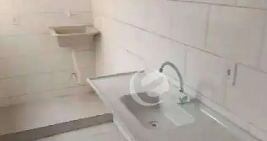 Apartamento com 2 dormitórios à venda, 49 m² por R$ 270.000 - Guaianazes - São Paulo/SP