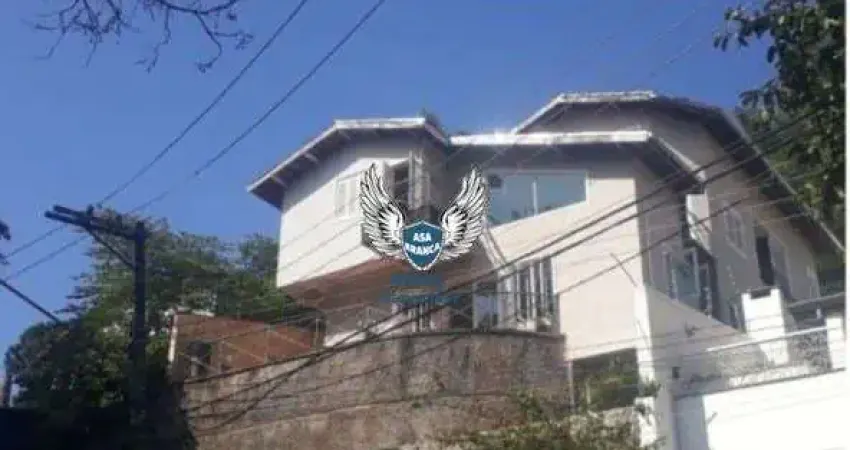 SOBRADO EM CONDOMÍNIO FECHADO  NO TREMEMBÉ DE ALTO PADRÃO COM 04 DORMITÓRIOS SEN
