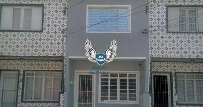 SOBRADO EM VILA COM PORTÃO NO JAÇANÃ, COM 02 DORMITÓRIOS E 01 VAGA DE GARAGEM