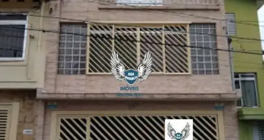 Lindo Sobrado 3 dormitórios, sendo 2 suítes na Vila Mazzei.