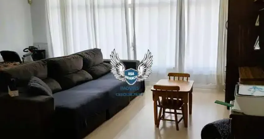 SOBRADO COM 3 DORMITÓRIOS E  EDÍCULA
