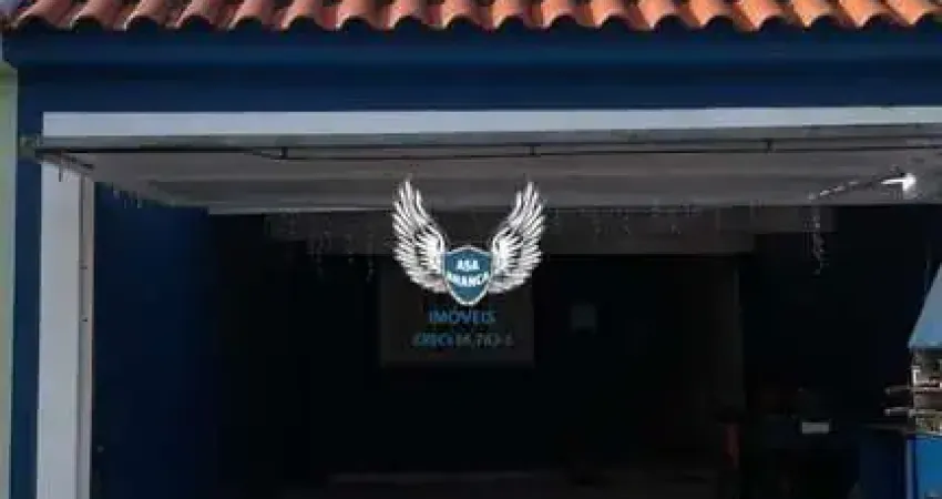 CASA TÉRREA PARA  RESIDÊNCIA OU COMÉRCIO COM 03 DORMITÓRIOS, SENDO 01 SUÍTE E 04