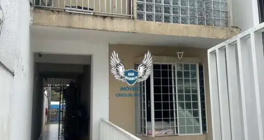 Sobrado na lapa com piscina 04 dormitórios , sendo as 04 suítes e 03 vagas de ga