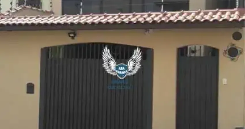 Sobrado no horto florestal  03 dormitórios sendo 01 suíte e 03 vagas de garagem