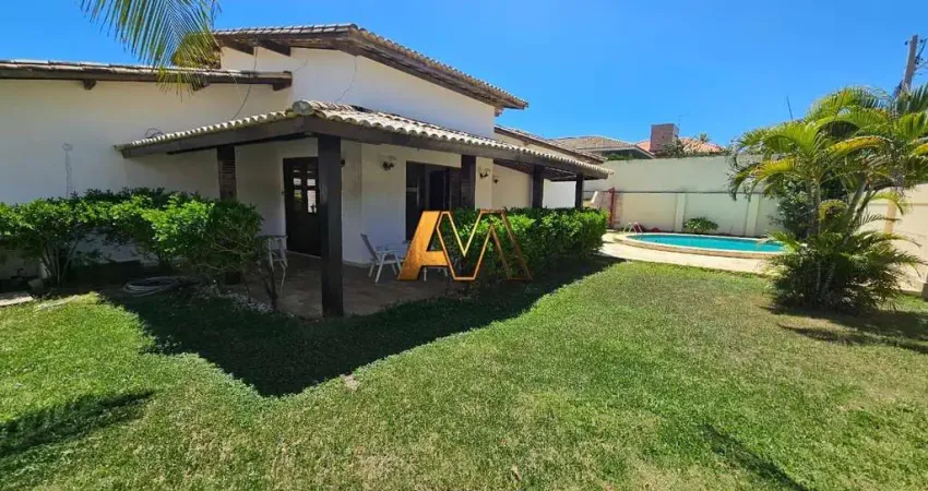 Casa à venda no bairro Vilas do Atlantico - Lauro de Freitas/BA