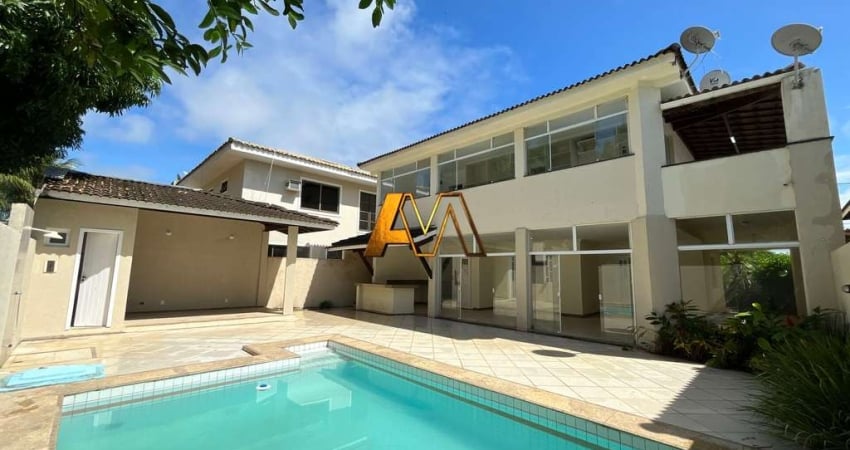 Casa à venda no bairro Catu de Abrantes - Lauro de Freitas/BA