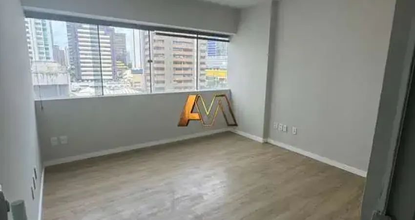 Sala à venda no bairro Caminho das Árvores - Salvador/BA