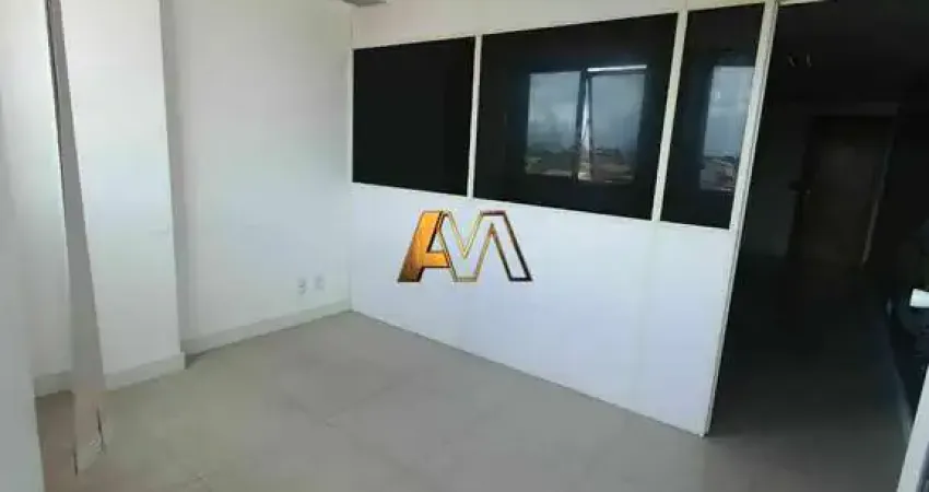Casa comercial à venda na Avenida Luís Viana Filho, 13415, São Cristóvão, Salvador