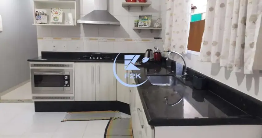Excelente sobrado à venda em Jordanópolis, 3 quartos sendo 1 suíte, área gourmet