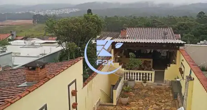 Casa com 4 quartos, 5 banheiros e área de lazer completa