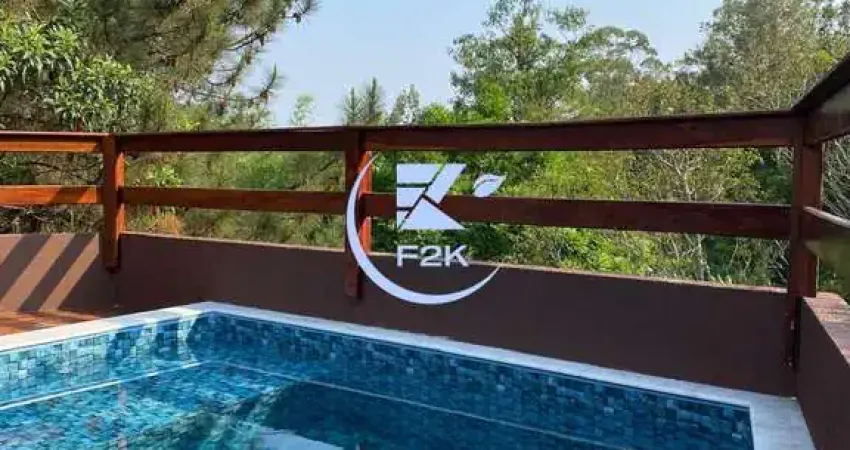 Excelente sobrado à venda com 3 dorms sendo 1 suíte e área de lazer com piscina