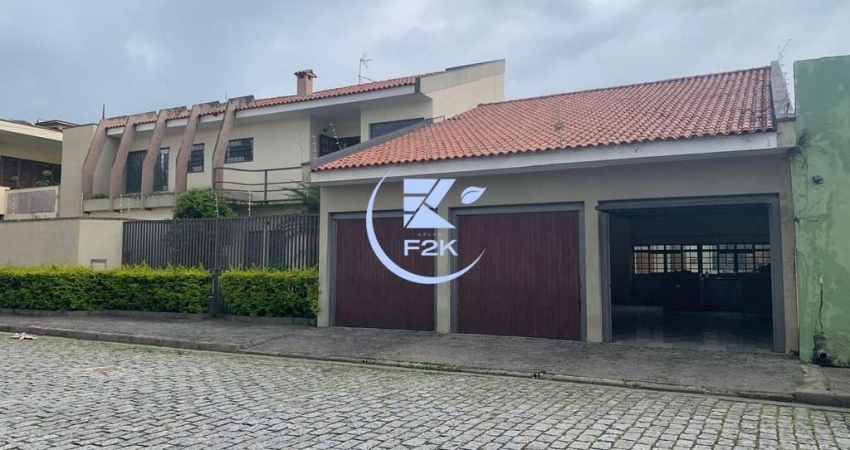 Excelente casa com 4 dorms sendo 2 suítes e 2 com closet e área de lazer complet