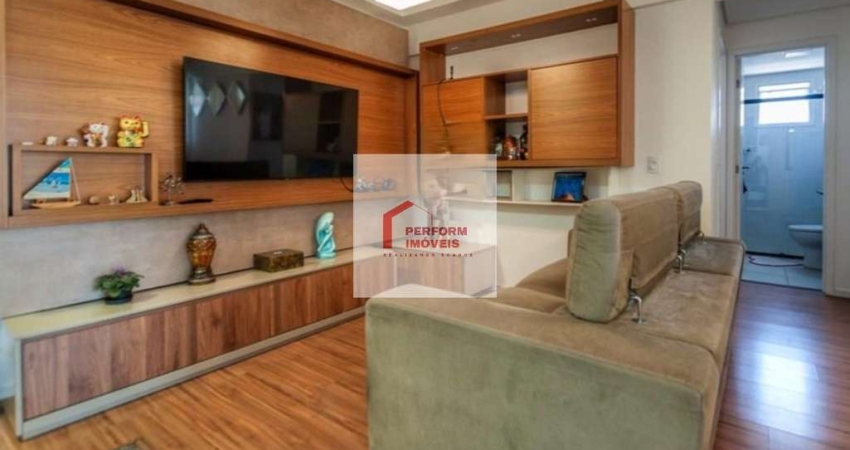 Apartamento á venda com 2 dormitórios no bairro Vila Ema / SP.