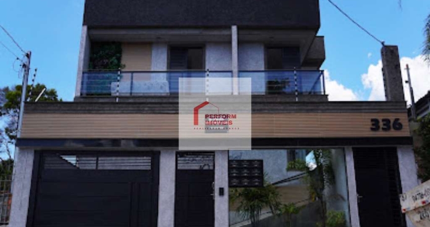 Casa em Condomínio de Luxo em Vila Paranaguá, São Paulo-SP: 2 Quartos, 2 Suítes, 2 Vagas - Aproveite!
