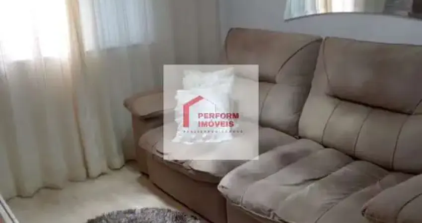 Casa em Condomínio à Venda na Vila Marieta, São Paulo-SP: 3 Quartos, 1 Suíte, 2 Banheiros, 2 Vagas de Garagem!