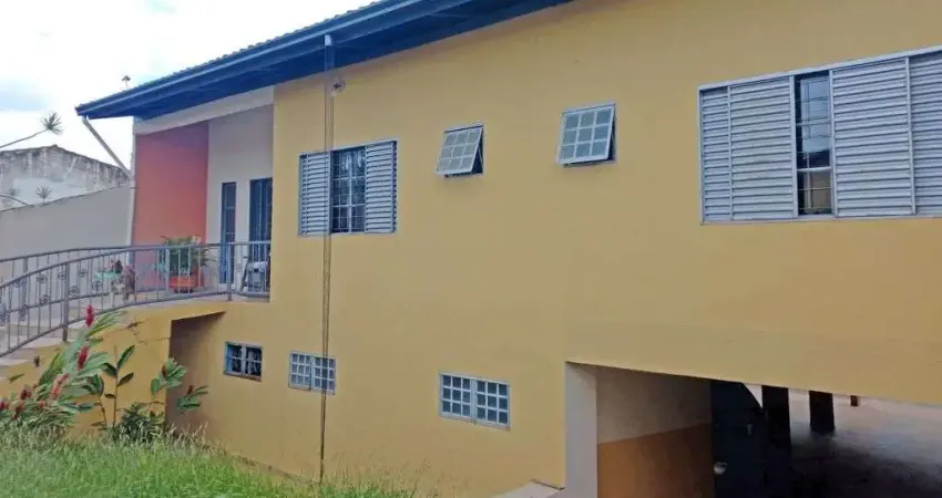 Casa de 441 m² com 04 quartos à venda por R$ 930.000 - Jardim América - Goiânia/GO