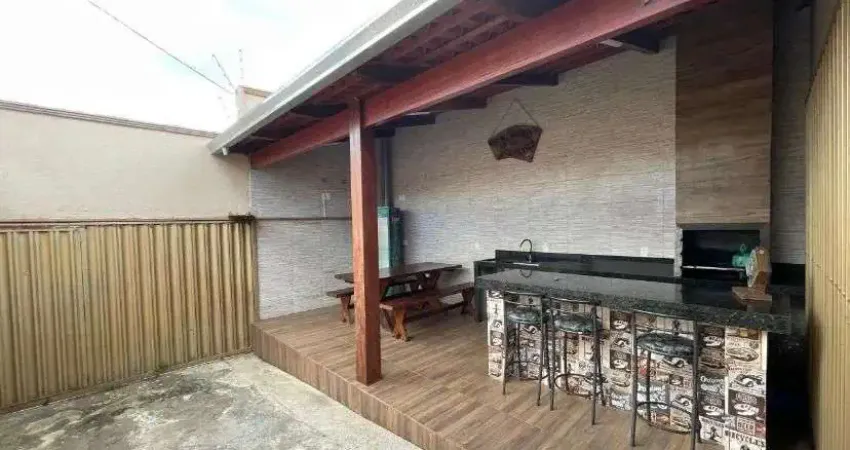 Casa de 180 m² com 03 quartos à venda por R$ 360.000 no Parque Veiga Jardim - Aparecida de Goiânia