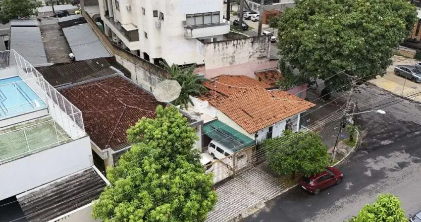 Casa de 345 m² com 03 quartos à venda por R$ 3.300.000 no Setor Oeste - Goiânia