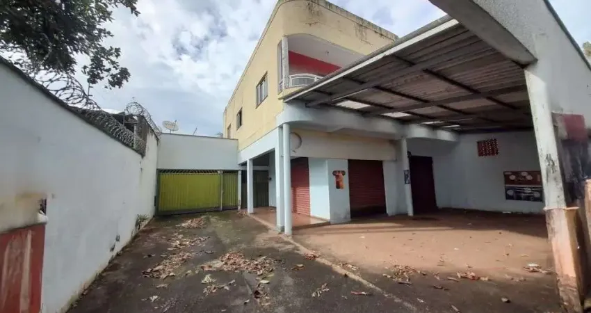 Sobrado comercial de 250 m² com 03 quartos para alugar por R$ 7.500/mensais no Setor Vila Rosa - Goiânia