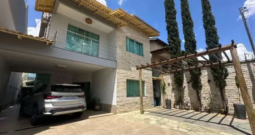 Sobrado de 257 m² com 03 quartos à venda por R$ 1.790.000 no Jardim América - Goiânia