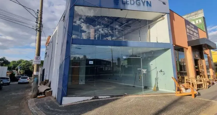 Loja de 130 m² para alugar por R$ 6.700/mensais no Setor Pedro Ludovico - Goiânia