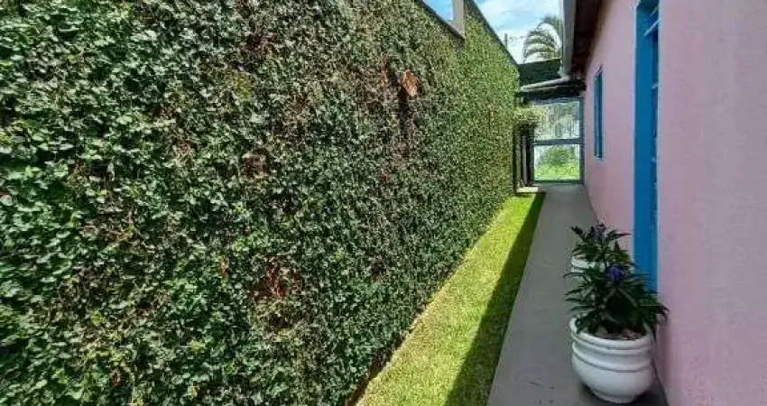 Casa comercial de 88 m²com 3 dormitórios à venda por R$ 530.000 - Residencial Village Garavelo - Aparecida de Goiânia