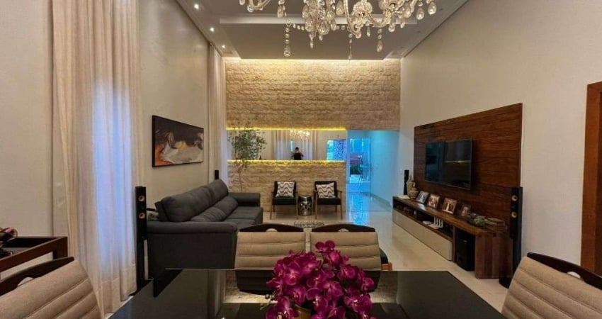 Casa de 200 m² para alugar,  por R$ 13.000/mês - Jardins Valencia - Goiânia