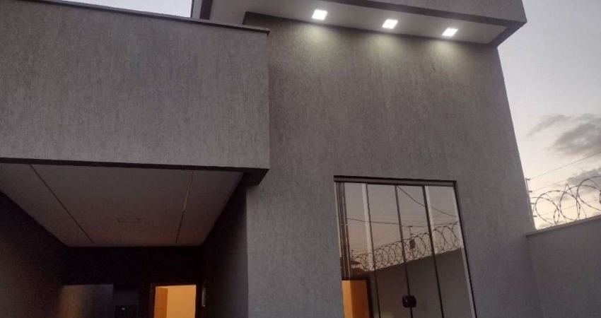 Casa de 106 m² com 03 quartos, sendo 01 suite, à venda, por R$ 630.000 no Mansões Paraíso - Aparecida de Goiânia