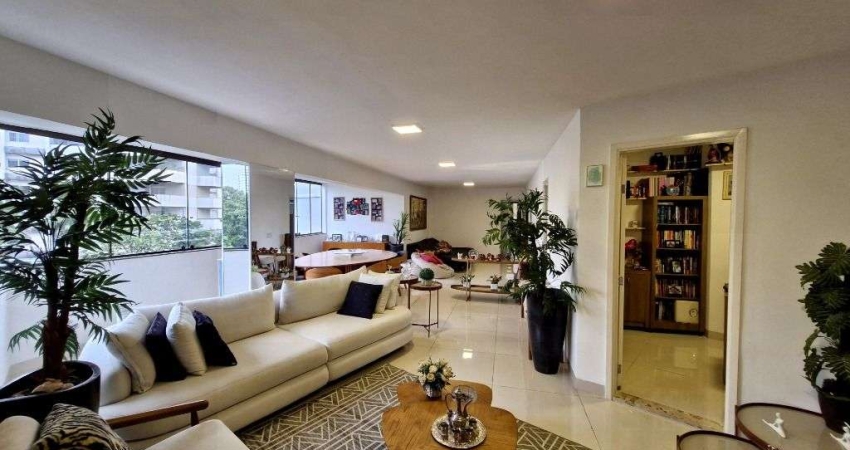 Apartamento 166 m² com 04 quartos, sendo 02 suites à venda, 166 m² por R$ 900.000 no Setor Oeste - Goiânia