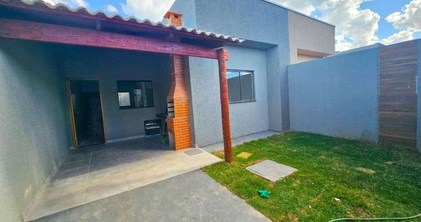 Casa de 77 m² com 03 quartos à venda por R$ 255.000 no Residencial Ravena - Senador Canedo