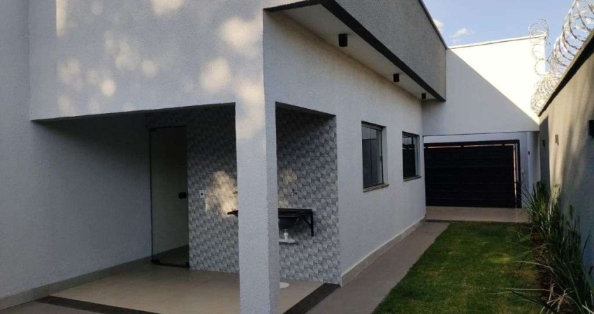 Casa de 100 m² com 03 quartos à venda por R$ 380.000 no Residencial Monte Cristo - Trindade