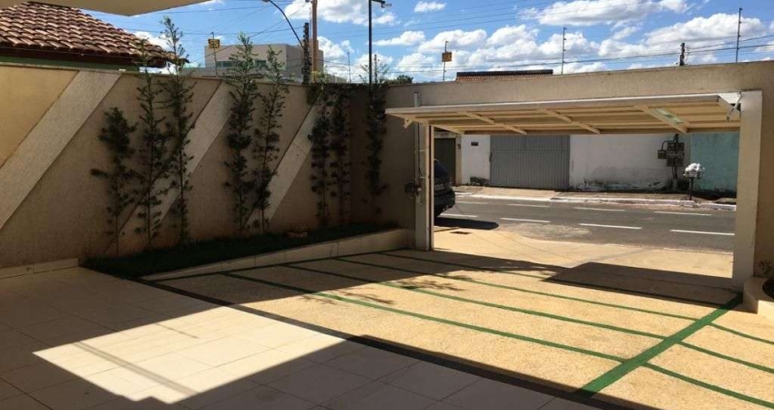 Sobrado de 428 m² com 04 suítes à venda por R$ 1.600.000 no Setor Central - Trindade/GO