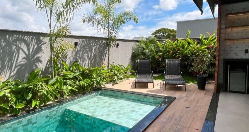 Sobrado com 4 dormitórios à venda, 219 m² por R$ 2.100.000,00 - Jardins Capri - Senador Canedo/GO