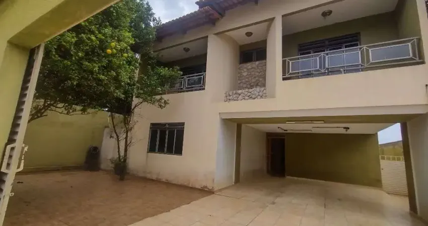 Sobrado de 355 m² com 04 quartos à venda por r$ 890.000,00 - setor anhanguera - goiânia/go