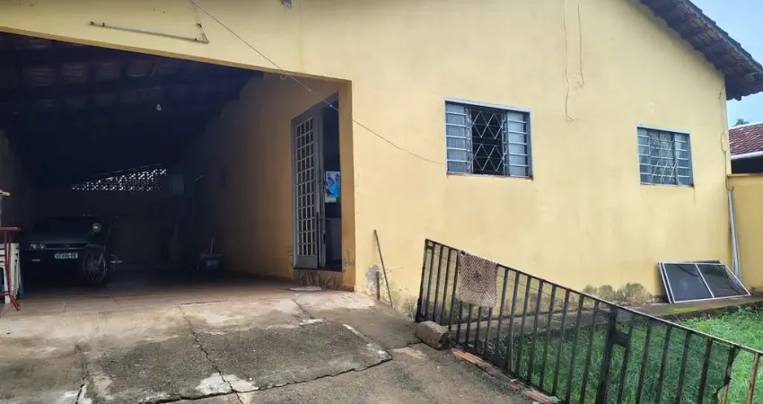 Casa de 404,70 m² com 04 quartos à venda por R$ 440.000 - São Judas Tadeu - Goiânia GO