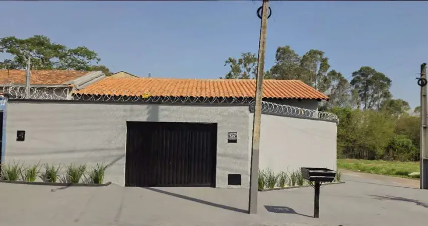 Casa de 100m² com 03 quartos, sendo 01 suíte á venda no Residencial Santa Fé - Goiânia - GO