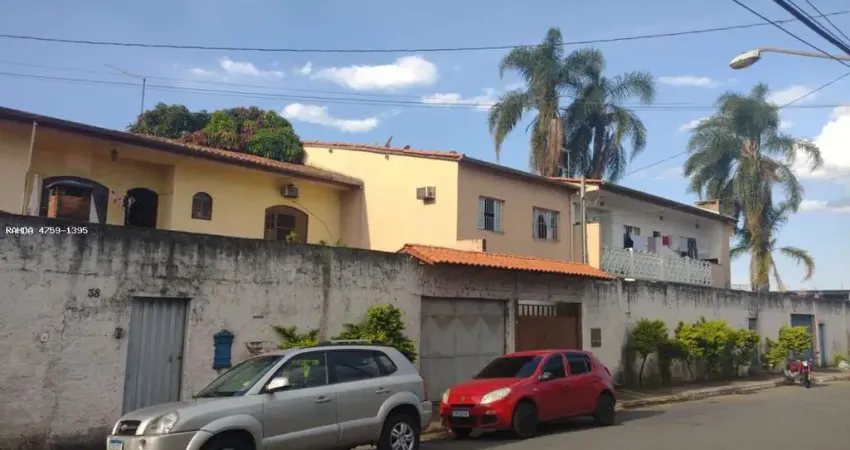 Casa à venda na Rua José Simões, Chácara Faggion, Suzano