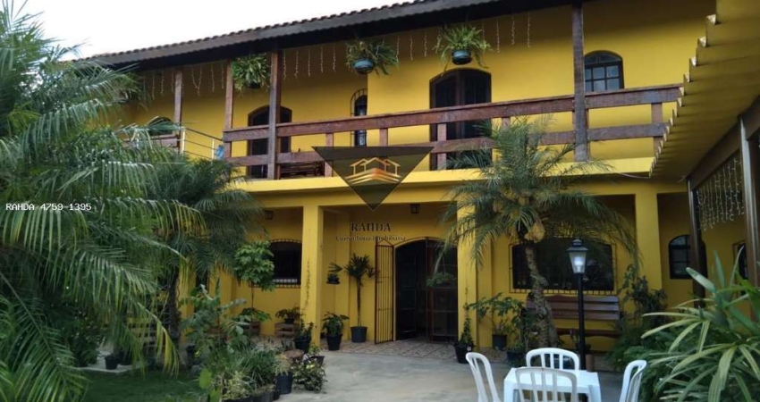 Casa para Venda em Poá, VILA AUREA, 4 dormitórios, 3 suítes, 5 banheiros, 6 vagas