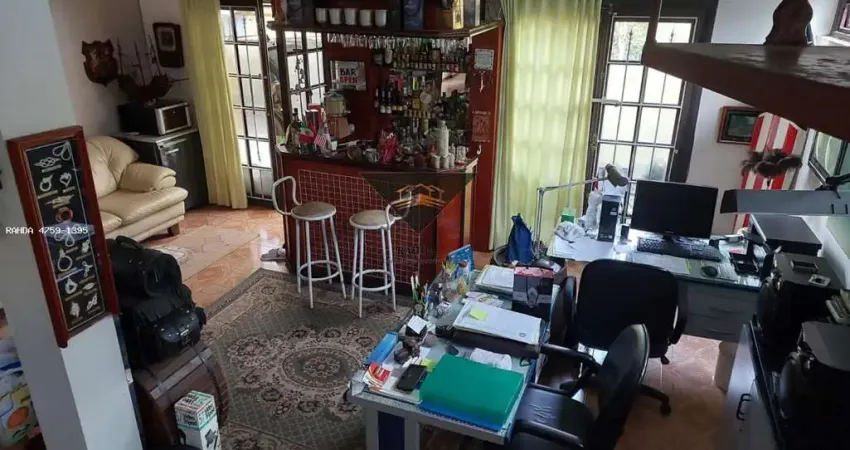 Casa em Condomínio para Venda em Suzano, Vila Ipelândia, 3 dormitórios, 1 suíte, 2 banheiros, 4 vagas