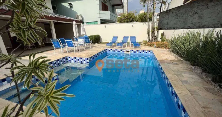 Casa com 3 dormitórios à venda, 250 m² por R$ 3.300.000,00 - Jardim Aquarius - São José dos Campos/SP