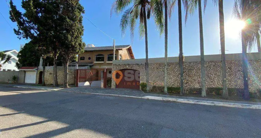 Casa com 3 dormitórios à venda, 350 m² por R$ 2.100.000,00 - Jardim Esplanada - São José dos Campos/SP