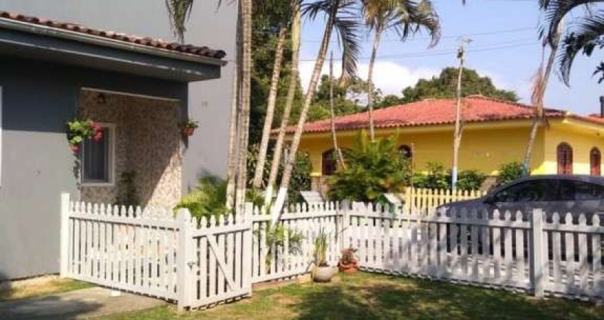 Casa Residencial com 4 quartos  à venda, 196.00 m2 por R$628000.00  - Ingleses Do Rio Vermelho - Florianopolis/SC