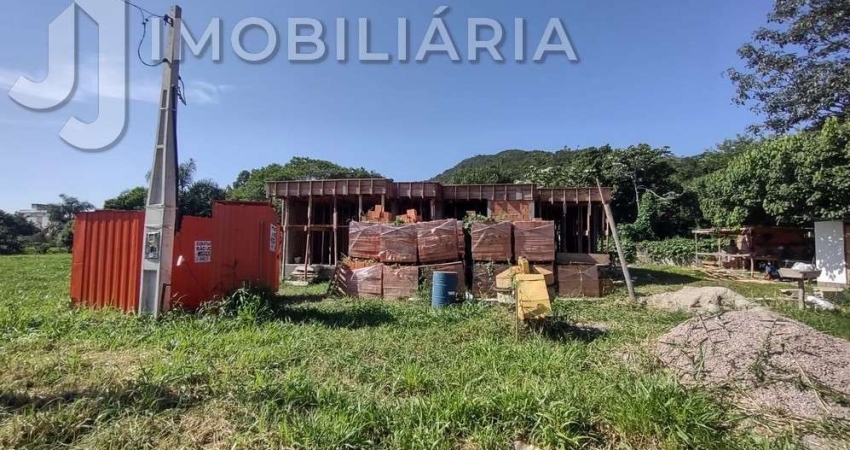 Casa Residencial com 3 quartos  à venda, 170.00 m2 por R$1350000.00  - Cachoeira Do Bom Jesus - Florianopolis/SC