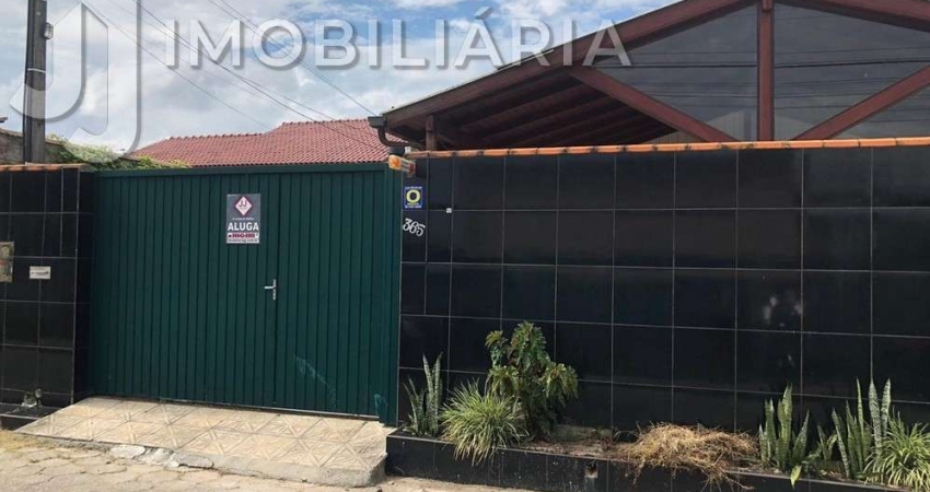 Casa Residencial com 3 quartos  à venda, 250.00 m2 por R$690000.00  - Ingleses Do Rio Vermelho - Florianopolis/SC