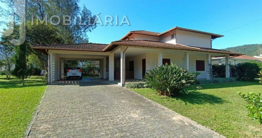 Casa Residencial com 4 quartos  à venda, 203.92 m2 por R$3724000.00  - Ponta Das  Canas - Florianopolis/SC