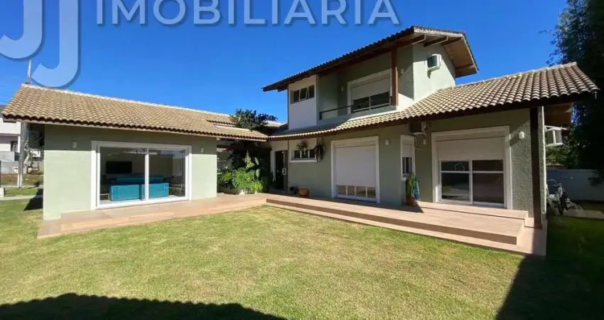 Casa Residencial com 3 quartos  à venda, 272.00 m2 por R$1697548.00  - Cachoeira Do Bom Jesus - Florianopolis/SC