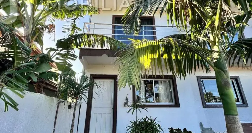 Casa Residencial com 2 quartos  à venda, 70.00 m2 por R$365000.00  - Sao Joao Do Rio Vermelho - Florianopolis/SC