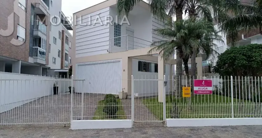 Casa residencial com 4 quartos para alugar, 270.00 m2 por r$12000.00 - ingleses do rio vermelho - florianopolis/sc