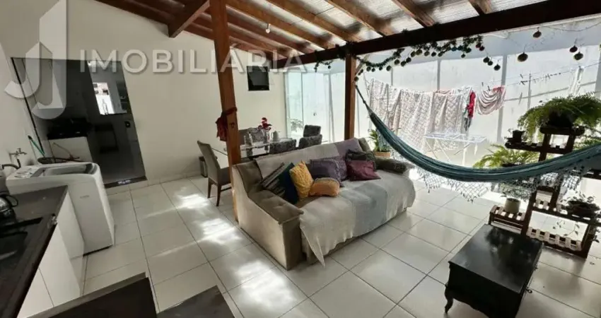 Casa Residencial com 2 quartos à venda, 90.00 m2 por R$530000.00 - Sao Joao Do Rio Vermelho - Florianopolis/SC